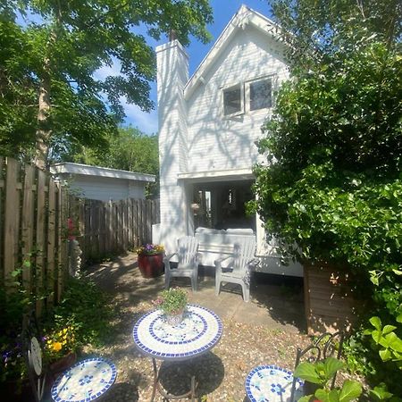 Holiday Home Flori แบร์เคน ภายนอก รูปภาพ